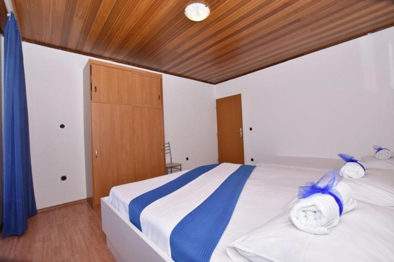 Apartment Rene 奥米什 外观 照片