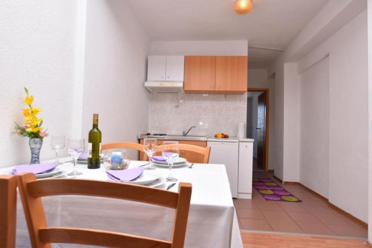 Apartment Rene 奥米什 外观 照片